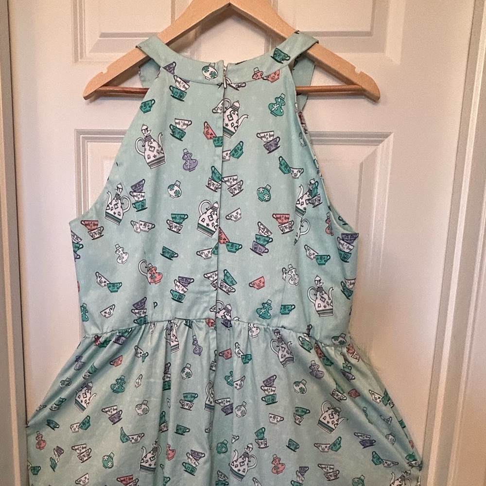 DISNEYLAND ALICE IN WONDERLAND DRESS